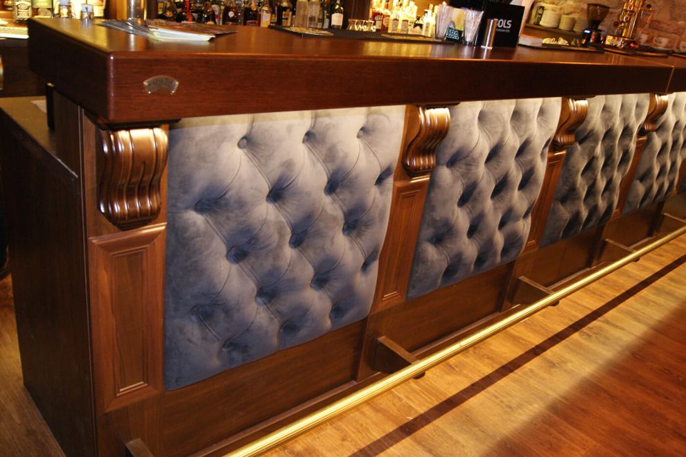 Silver Whisky Pub